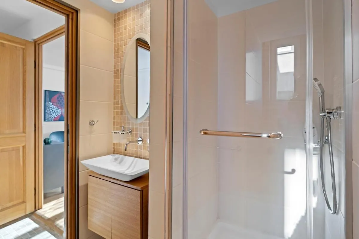 Cismigiu Park Elisabeta Apartment-Ultra Central Boekarest Appartement